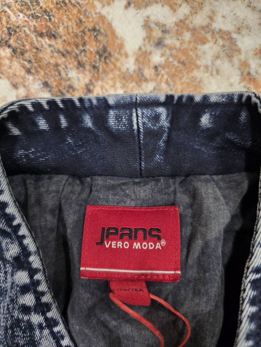 Vero Moda NWT Odelia Acid Wash Denim Blazer Jacket Asymmetric XS 34 Y2K - Picture 6 of 16